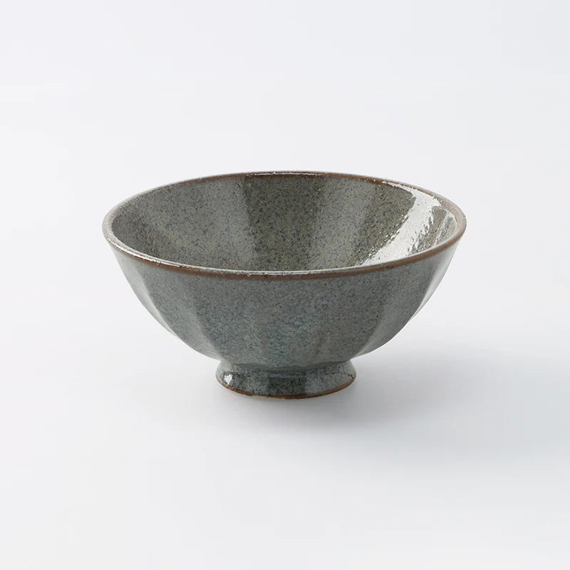美濃焼　ソギ茶碗　グレー