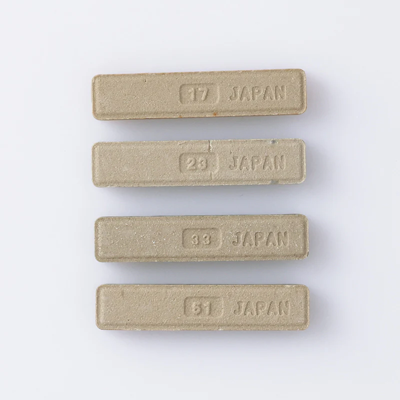 美濃焼の箸置き（４本入り、モノトーン） - Image 2